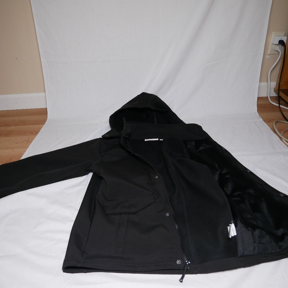 Jacket - Picture 2 of 6